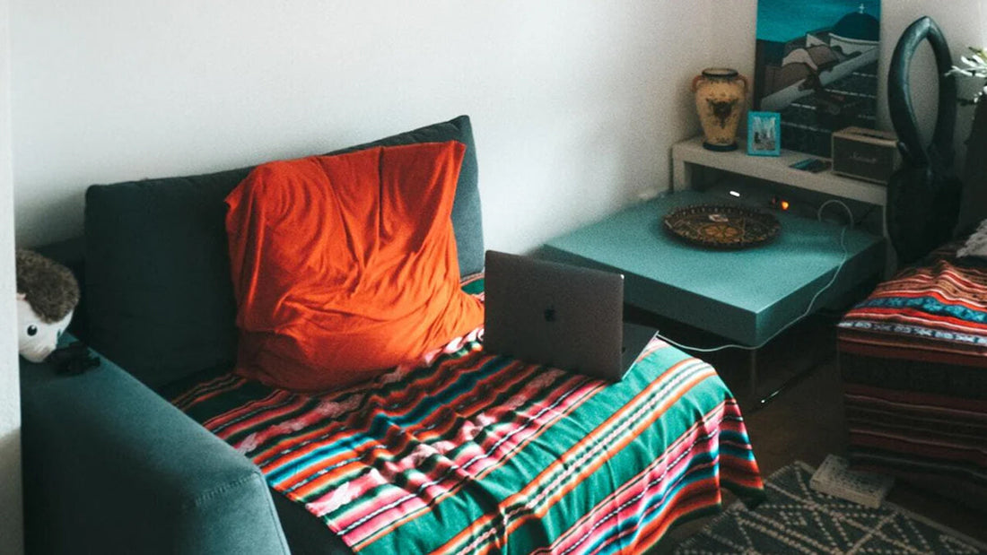 9 Ways To Style A Throw