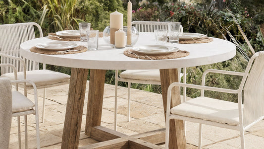 Best Outdoor Dining Tables for Small Balconies Australia