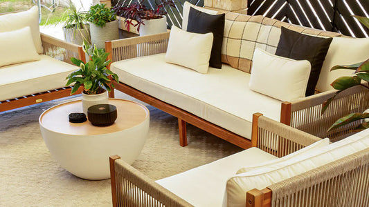 Choosing the Right Outdoor Furniture Material for Every Season