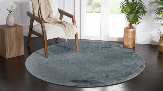 Round Rugs and the Art of Creating Conversation Spaces