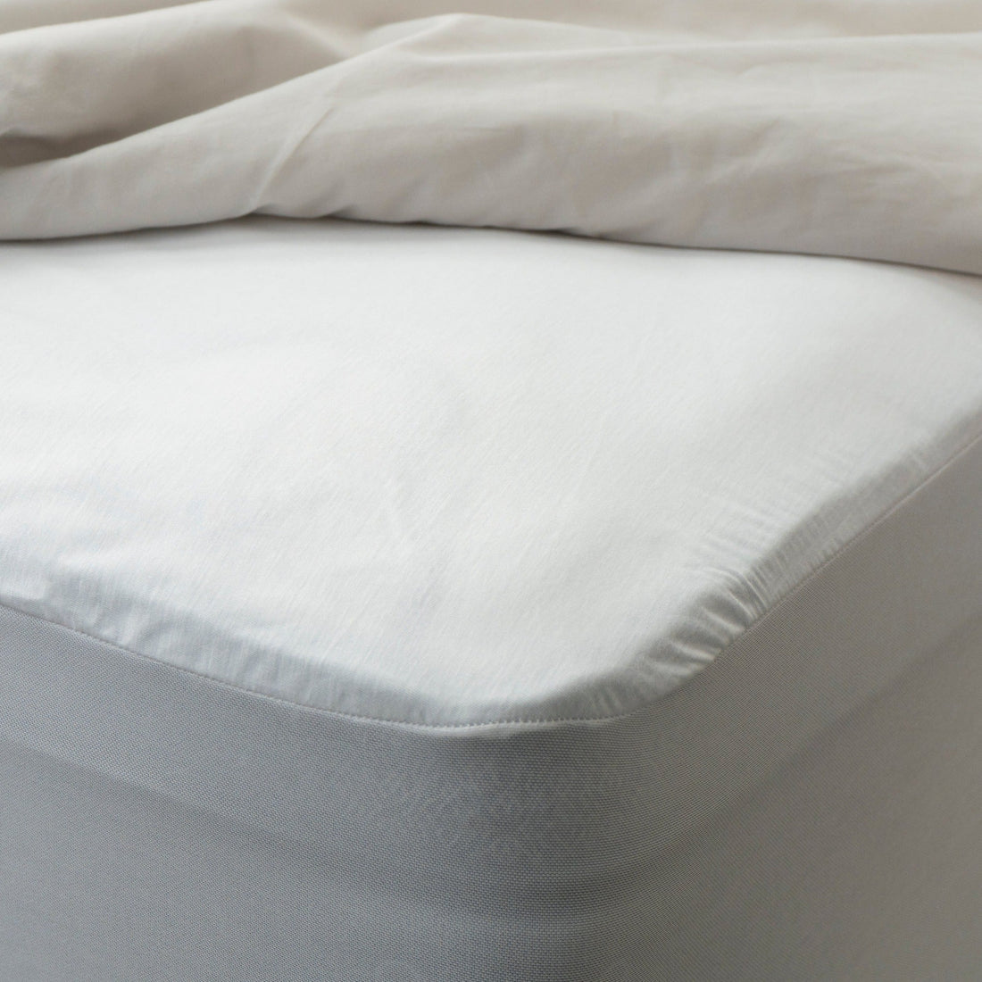 Casa Bamboo Jersey Fitted Waterproof Mattress Protector
