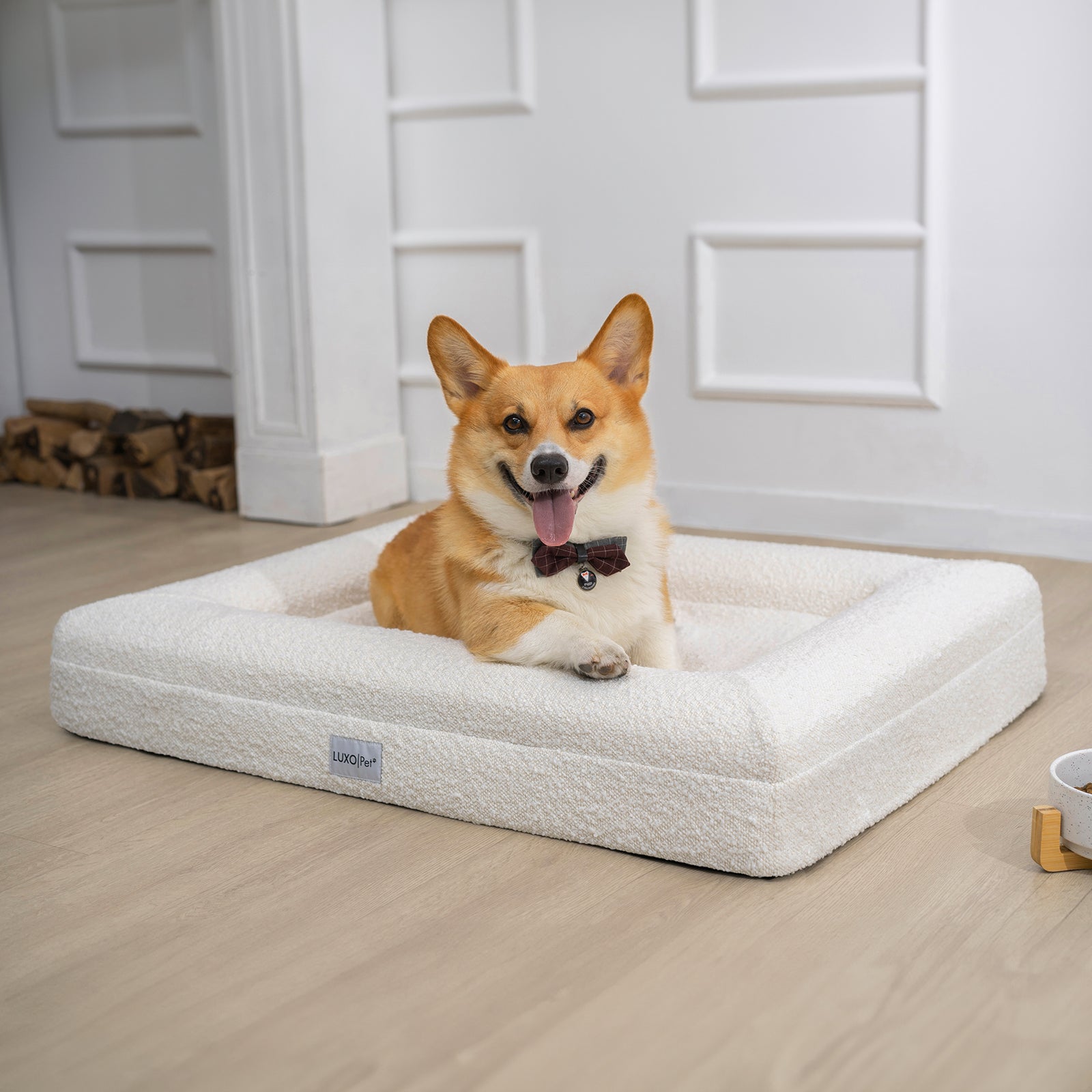 Tyro Luxe Medium Orthopedic Pet Bed – Light Beige, featuring a plush, supportive memory foam core, textured boucle fabric, and anti-slip base, ideal for pets needing joint support.