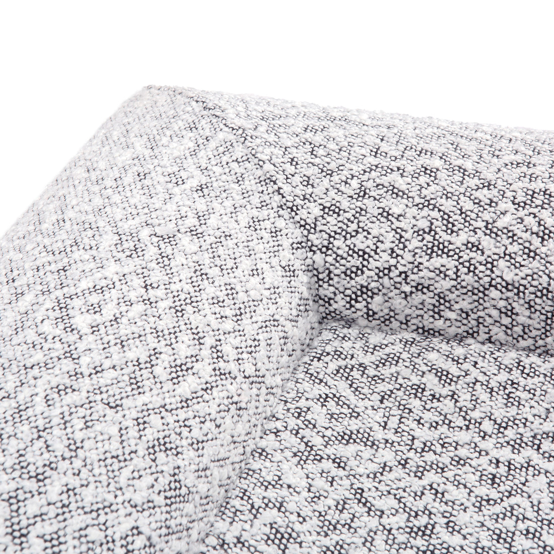 Tyro Luxe Small Orthopedic Pet Bed – Black & White features a plush boucle surface, designed for joint support and comfort. Ideal for small pets, it blends seamlessly with modern interiors.