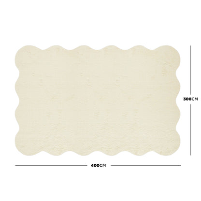 Pixie 300x400cm Large Wavy Shaggy Rug in Beige with scalloped edges, featuring dimension lines indicating a width of 400 cm and height of 300 cm, showcasing its expansive size.
