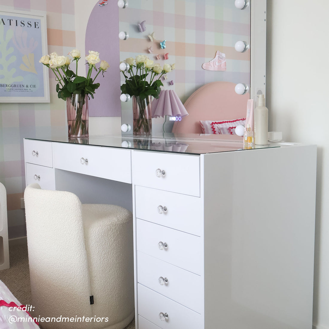 Arielle Makeup Vanity with Hollywood LED Lights in White