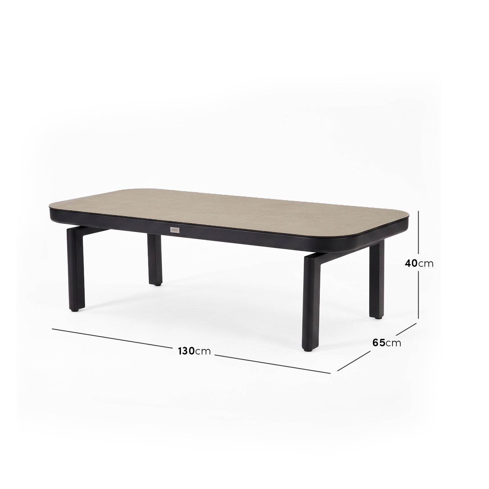 Rectangular table on white background with dimension lines and measurements.