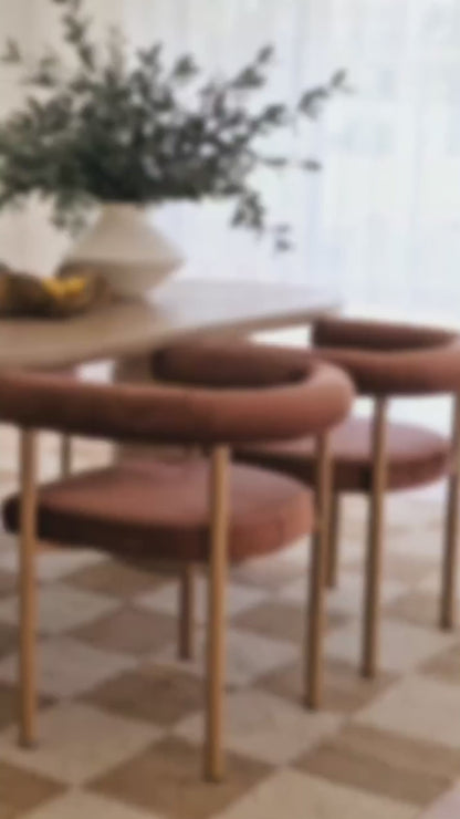 Ohio Velvet Dining Chair Set of 2 in Mocha Mousse & Oak